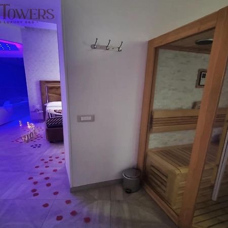 Twin Towers Naples Luxury Bed & Breakfast エクステリア 写真