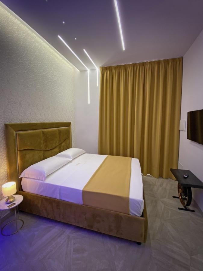 Twin Towers Naples Luxury Bed & Breakfast エクステリア 写真