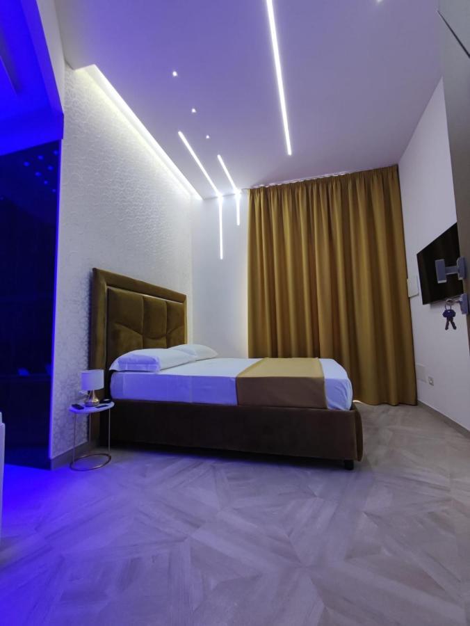 Twin Towers Naples Luxury Bed & Breakfast エクステリア 写真