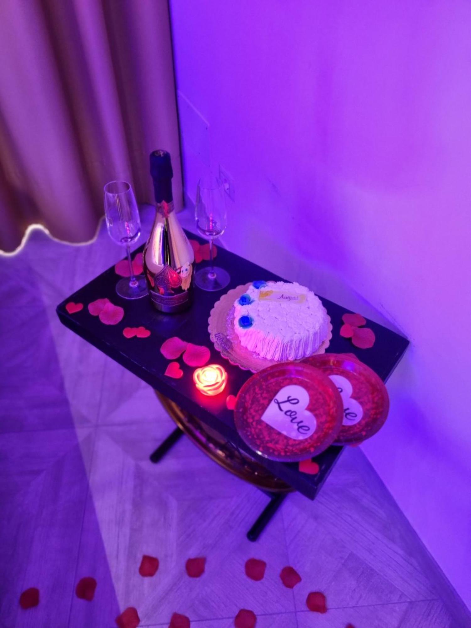 Twin Towers Naples Luxury Bed & Breakfast エクステリア 写真