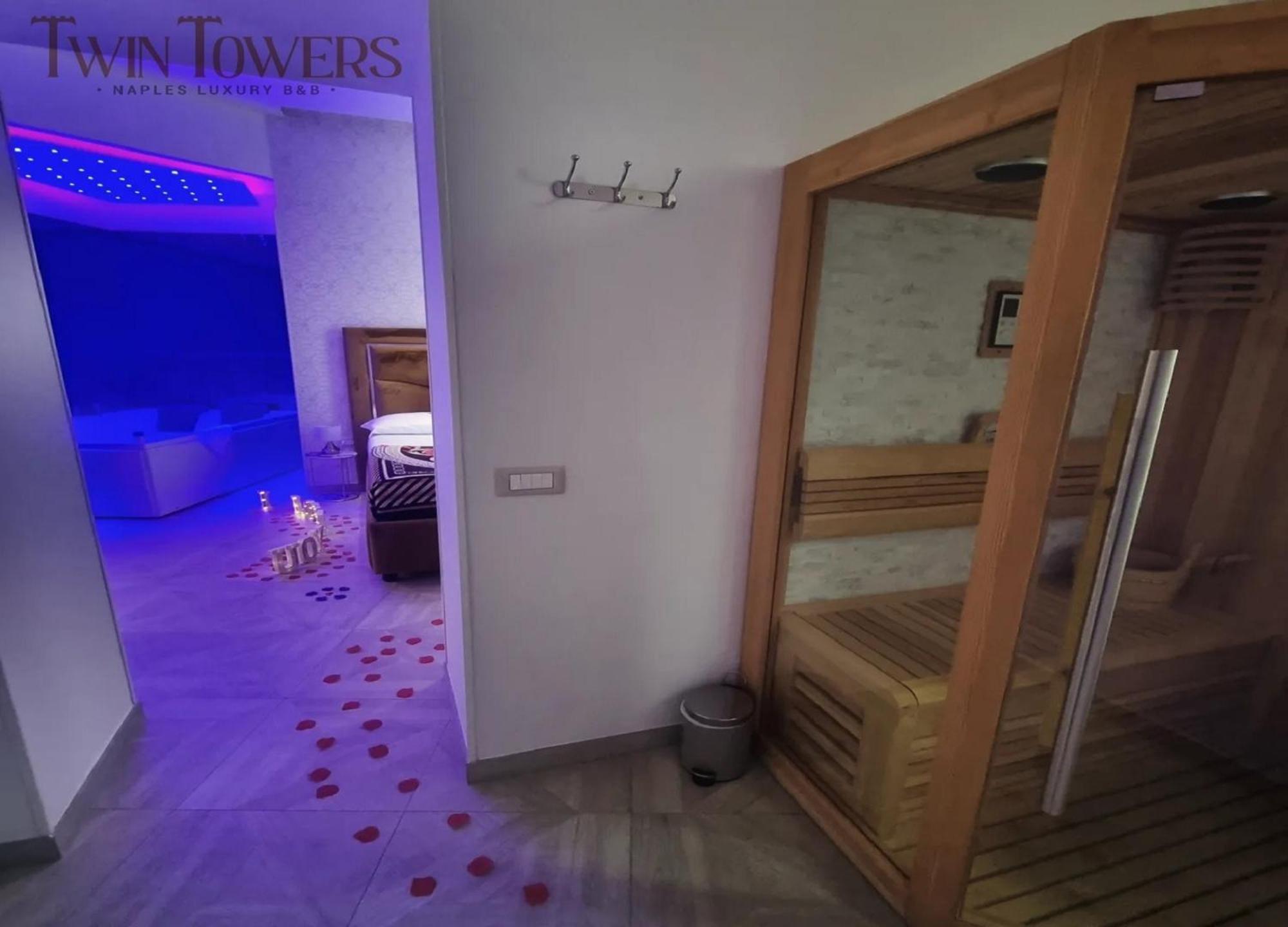 Twin Towers Naples Luxury Bed & Breakfast エクステリア 写真